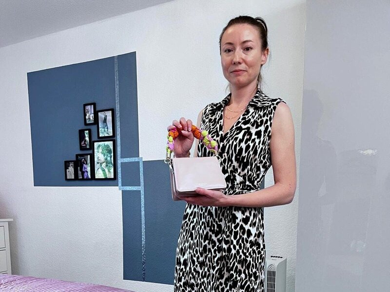 Kandidatin Sabrina mit ihrer Shoppingbegleitung Christopher – Bild: RTL /​ Constantin Ent.