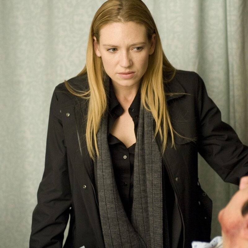 Olivia (Anna Torv). – Bild: MAX Hungary