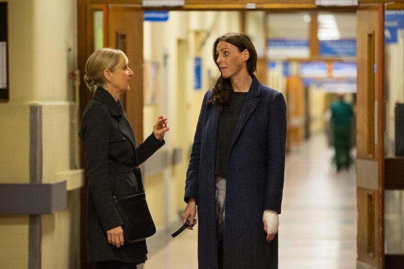 CAST: Suranne Jones as DC Rachel Bailey, Lesley Sharp as DC Janet Scott. – Bild: Danielle Baguley