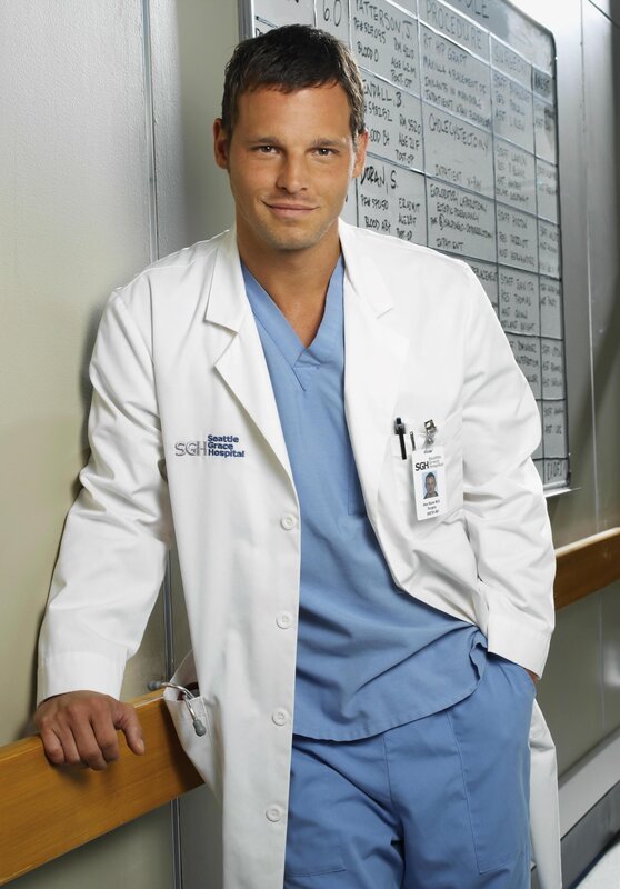 (2. Staffel) – Nimmt den Kampf gegen Beinahe-Zusammenbrüche und medizinische Herausforderungen auf: Dr. Alex Karev (Justin Chambers) … – Bild: sixx