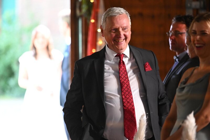 Georg Kroiß (Christian Hoening) – Bild: Joyn /​ Julia Feldhagen