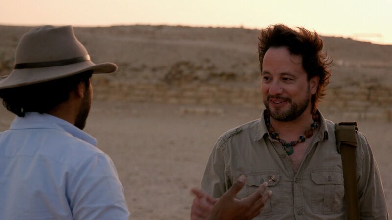 Giorgio Tsoukalos (r.) – Bild: boxftp /​ HISTORY /​ A+E Networks