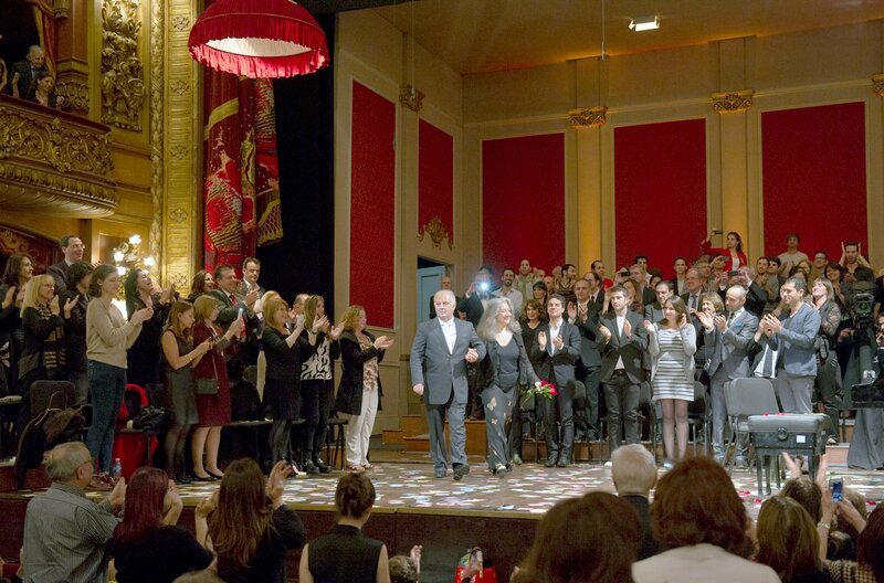 Martha Argerich und Daniel Barenboim bei ihrem ersten gemeinsamen Konzert in ihrer Heimatstadt Buenos Aires im Teatro Colón – Bild: Arnaldo Colombaroli/​Unitel