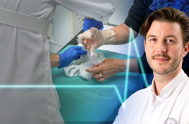 Dr. Patrick Rhodius, hinter ihm eine OP-Szene. (Bildmontage) – Bild: SWR