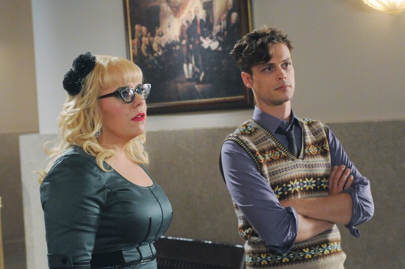 Sind froh, Prentiss wieder zurückzuhaben: Reid (Matthew Gray Gubler, r.) und Garcia (Kirsten Vangsness, l.) … – Bild: AXN