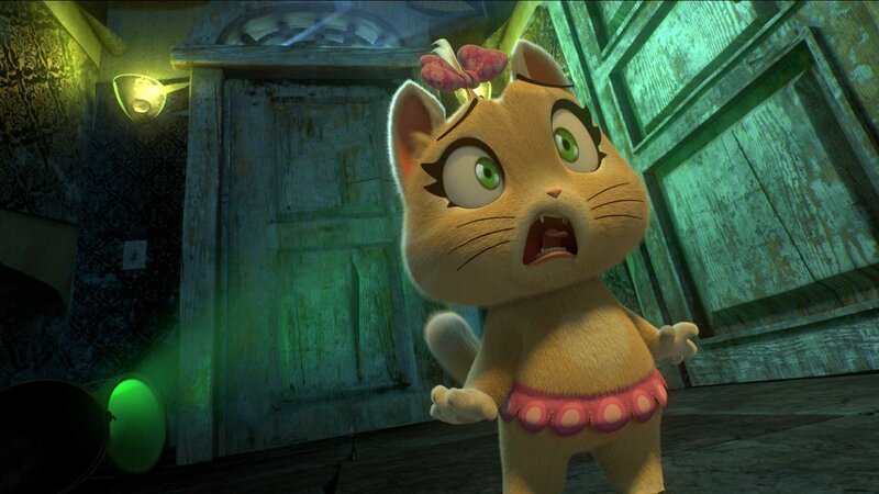 Lampo erlaubt sich einen Scherz und erzählt Pilou von einem Monster, das in der Dunkelheit leben soll und jagt der kleinen Katze damit ungewollt große Angst ein. – Bild: SUPER RTL