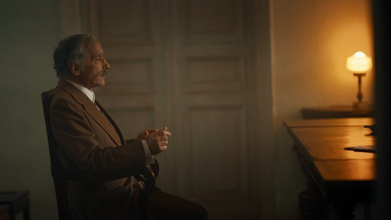 Bild: Von Nachbarn zu Feinden /​ RTL /​ NGI Productions