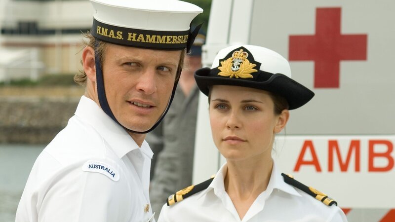 Saskia Burmeister als Lieutenant Nikki Caetano – Bild: AXN Black