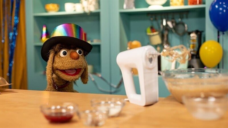 Partykuchen am Stiel 1 – Bild: rbb/​ANDERTHALB Medienproduktion GmbH/​Daria Biliak