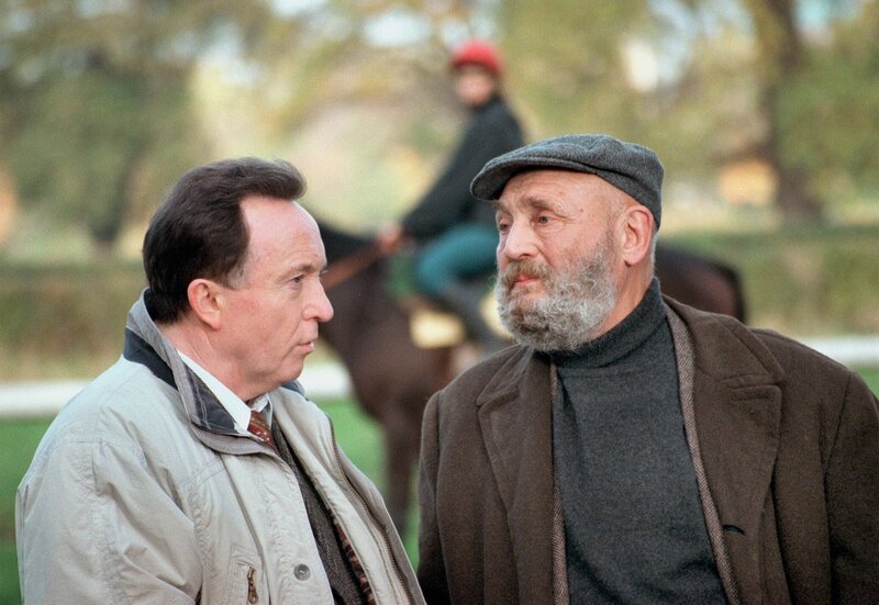 Hauptkommissar Ehrlicher (Peter Sodann, li) und Karsunke (Rolf Hoppe) – Bild: MDR/​WDR