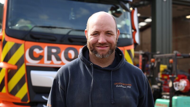 Truck driver. – Bild: Crackit Productions Ltd