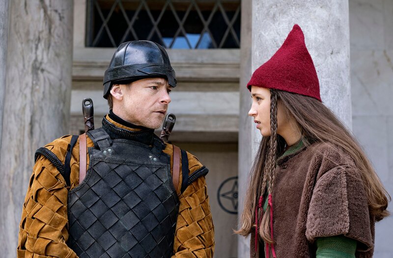 Nille (Neel Rønholt) und Tinka (Josephine Chavarria Højbjerg) – Bild: MDR/​Agnete Schlichtkrull/​TV 2