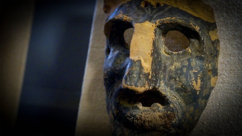 Blutiges Ritual: In Sparta wurden junge Männer vor dem Kultbild der Artemis ausgepeitscht und der Göttin dämonische Masken geweiht. – Bild: ZDF und Tobias Sundermann