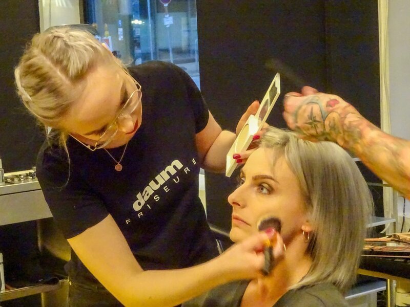 Tag 1: Laura /​ Motto in Hamburg: – Bild: RTL Living