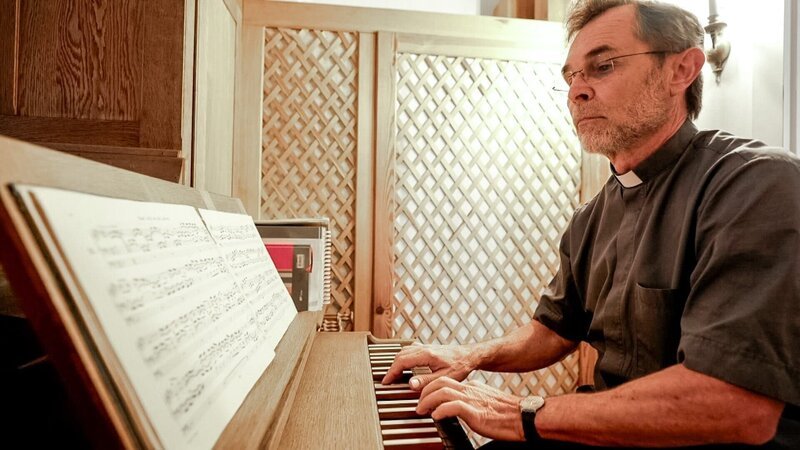 der designierte Wiener Erzbischof Josef Grünwidl. – Bild: ORF/​Robert Neumüller