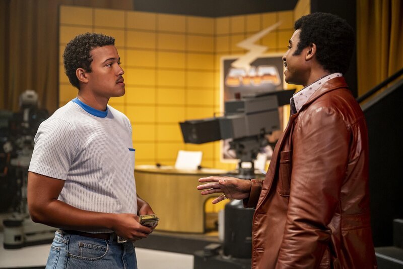 Dwayne Johnson (Bradley Constant, l.); Rocky Johnson (Joseph Lee Anderson, r.) – Bild: Universal Television LLC.