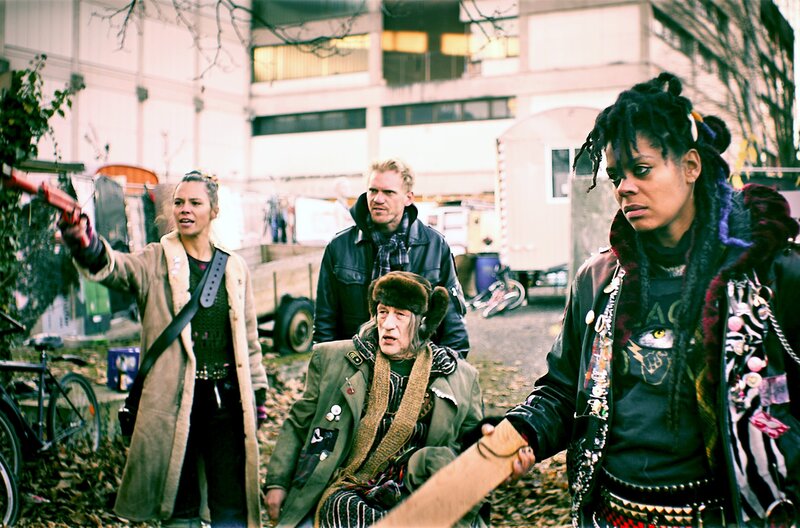 Homeshoppers Paradise – Bild: SWR/​Zieglerfilm/​Martin Farkas