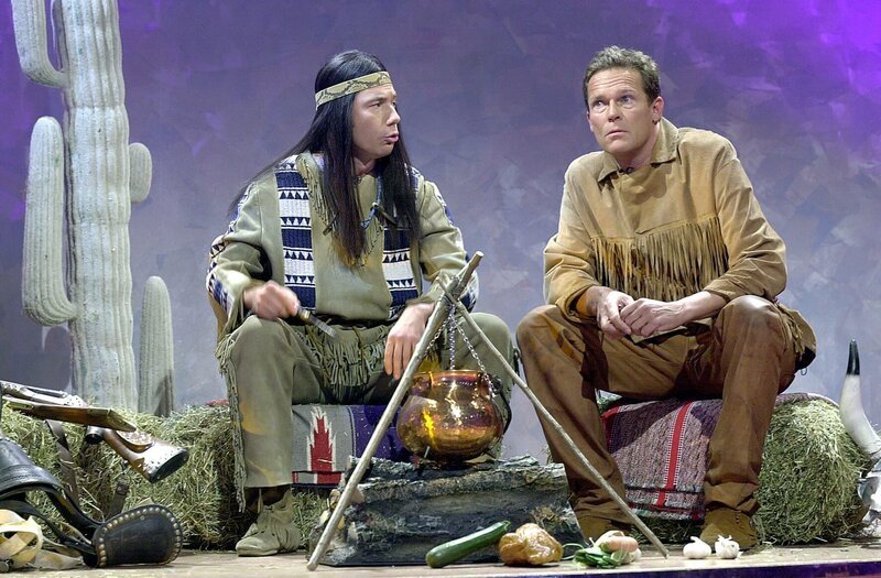 Old Shatterhand alias Christian Tramitz (r.) und Winnetou  alias Michael "Bully" Herbig (l.) sind die besten Freunde. – Bild: ProSieben /​ S.E.T.