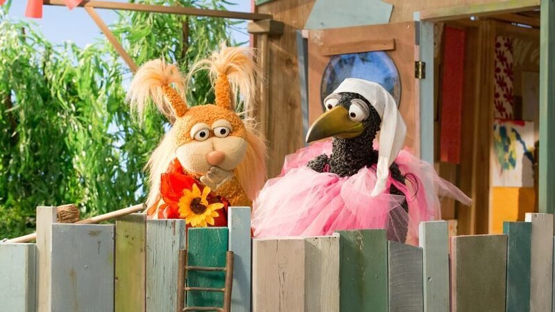 Wer zuerst lacht, verliert! Hat Rudi (Lennart Morgenstern) seine Wette mit Ella (Anna Menzel) etwa gewonnen? – Bild: ZDF/​Zia Ziarno