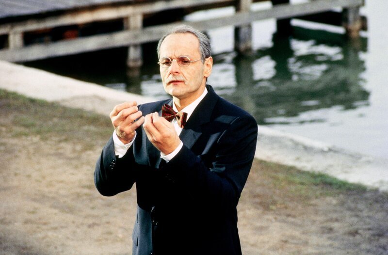 Stephan Paryla-Raky (Schilfellner). – Bild: ORF/​BEO-Film