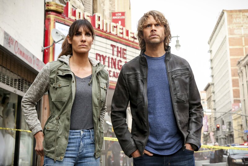 Kensi Blye (Daniela Ruah, l.); Marty Deeks (Eric Christian Olsen, r.) – Bild: CBS Broadcasting, Inc. /​ Michael Yarish