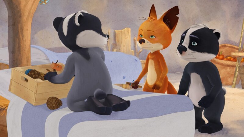 Matteo durchsucht seine Kiste, er hat noch kein Geschenk für seine Schwester Emmie. – Bild: WDR/​Mediatoon