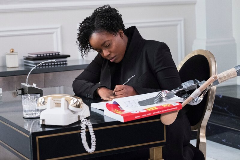 Rosie  (Lolly Adefope) – Bild: CURTIS BONDS BAKER /​ TM & Turner Entertainment Networks, Inc.