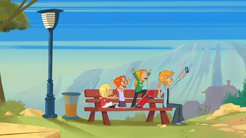 Max nimmt ein Selfi im Park mit Marine, Nat und Lulu auf. – Bild: NDR /​ BAMBOO PRODUCTION – SAMKA PRODUCTIONS