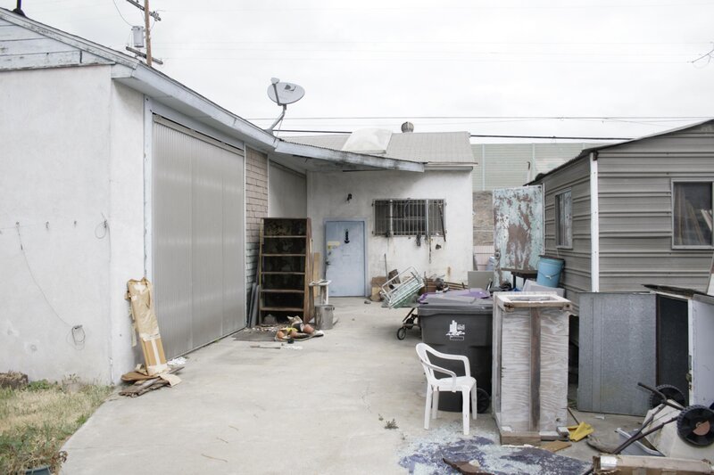 Bevor die Renovierungsarbeiten los gehen können muss hier erstmal klar Schiff gemacht werden. – Bild: © 2014, HGTV/​Scripps Networks, LLC. All Rights Reserved