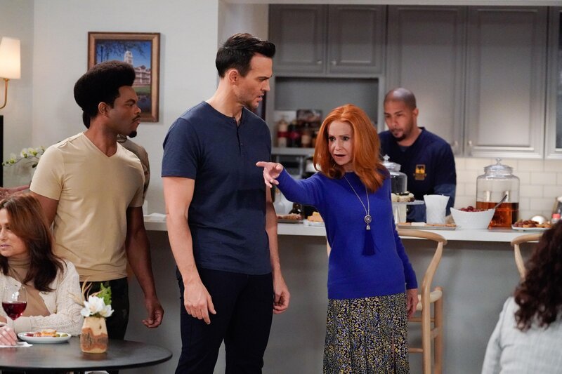 Carter, Max, Sheila – Bild: Warner Bros. Entertainment Inc. & Fox Media LLC