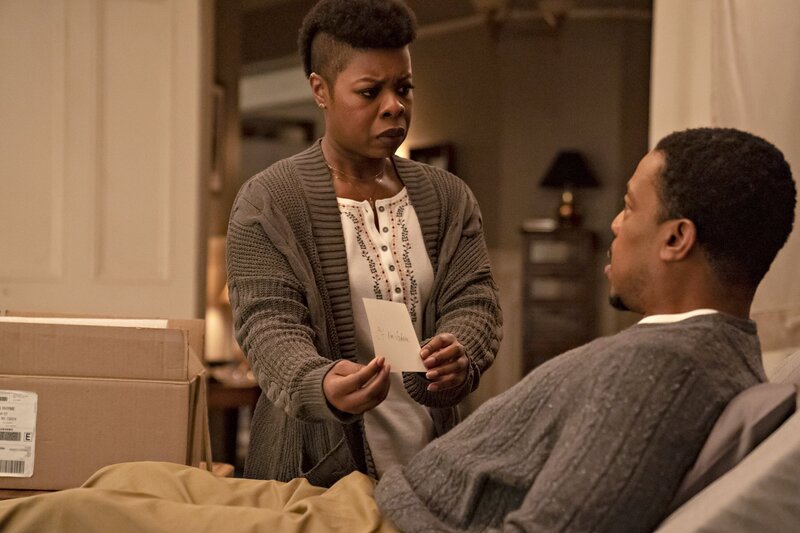 Claire (Roslyn Ruff, l.); Lincoln Rhyme (Russell Hornsby, r.) – Bild: 2020 NBCUniversal Media, LLC /​ Barbara Nitke Lizenzbild frei