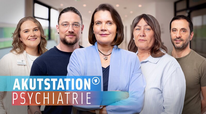 Key Visual mit Typo zu „Akutstation Psychiatrie“ der 2. Staffel. – Bild: HR/​Sebastian Reimold