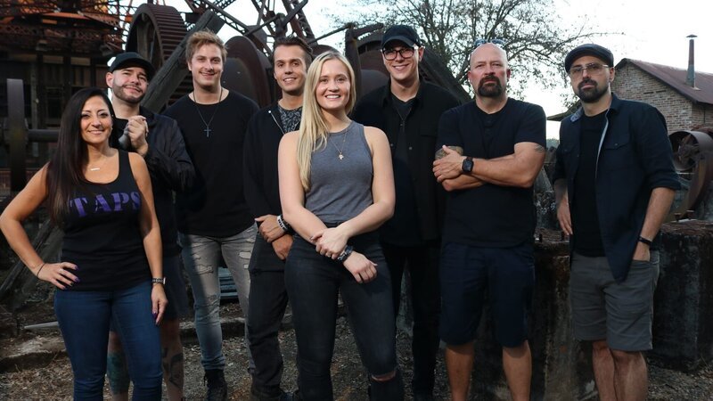 Alex Schroeder, Tanner Wiseman, Chelsea Laden and Dakota Laden are joining Jason Hawes, Steve Gonsalves, Dave Tango and Shari Debenedetti to investigate the Argonaut and Kennedy Mines. – Bild: Discovery, Inc. All Rights Reserved.