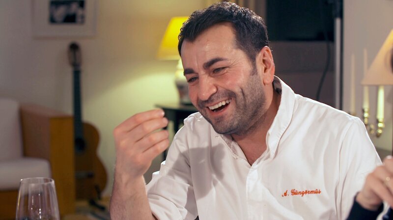 Starkoch Ali Güngörmüs. – Bild: HR