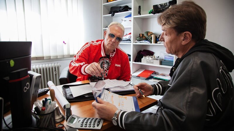 Rainer Gottwald (l.) – Bild: Warner Bros. Discovery