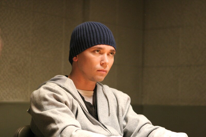 Was weiß Stump (James Jordan) über den aktuellen Fall? – Bild: ProSiebenSat.1 Media SE