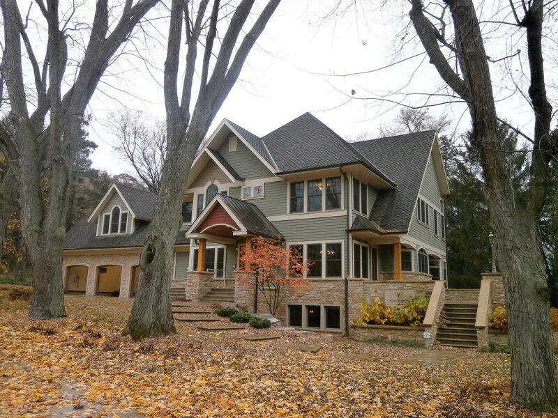 The front exterior of the Farm property, as seen on My Lottery Dream Home. (front exterior) – Bild: 2015, HGTV/​ Scripps Networks, LLC. All Rights Reserved.