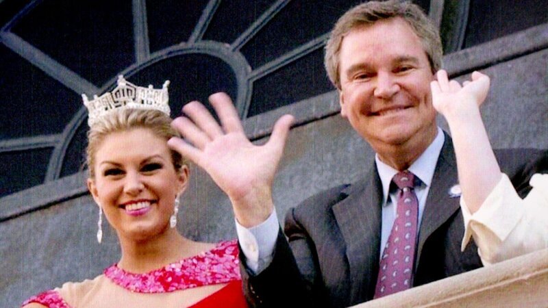 Sam Haskell, r. – Bild: A+E NETWORKS