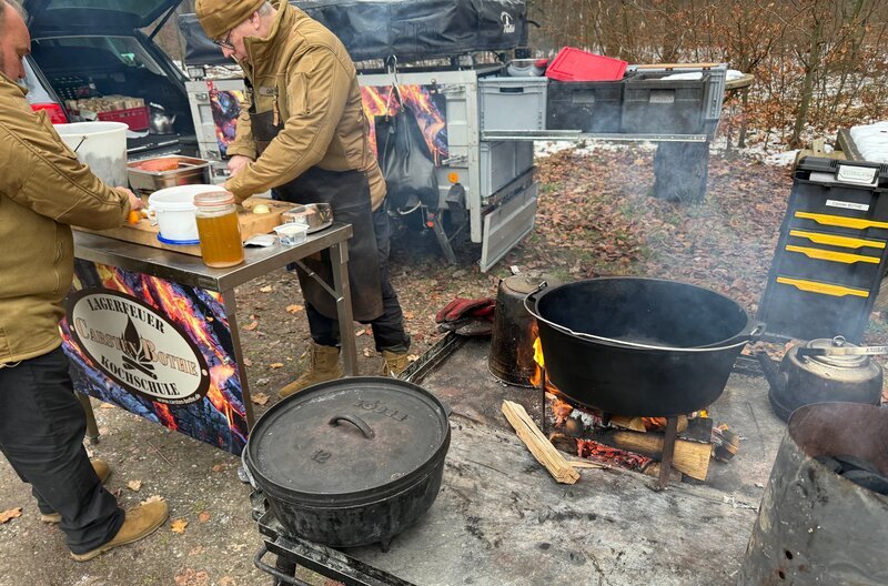 Weihnachtsmenü - Outdoor mit Carsten Bothe. – Bild: NDR/Volker Ide Weihnachtsmenü - Outdoor mit Carsten Bothe. – Bild: NDR/Volker Ide
