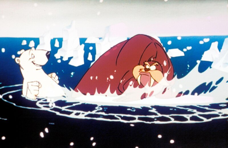 „Noahs Insel“, „Ein Nashorn auf dem Eis.“ Noahs Insel nähert sich langsam dem Ziel der Reise: Diamantina. Doch anstatt den Meeresströmungen zu folgen, will Käpt’n Noah die Route abkürzen. Trotz aller Warnungen steuert er die Insel am Kap Horn vorbei. Ein gewaltiger Sturm überflutet sie und löscht den Feuerball. Kraftlos treibt die Insel weiter gen Süden – mitten ins antarktische Eis. Noah bekommt die Folgen seiner Entscheidung bitter zu spüren. Die Tiere wenden sich von ihm ab und wählen statt seiner den Mandrill Rick zum Kapitän der Insel. Mammut Helmut wird krank und viele der Inselbewohner drohen zu erfrieren. – Bild: ORF (FS1/​FS2) /​ ORF1