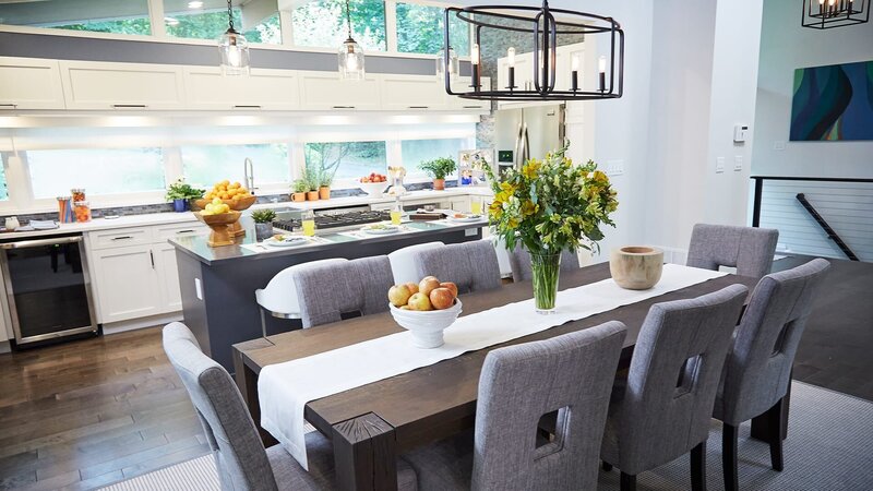 The results of the kitchen renovation. – Bild: Warner Bros. Discovery