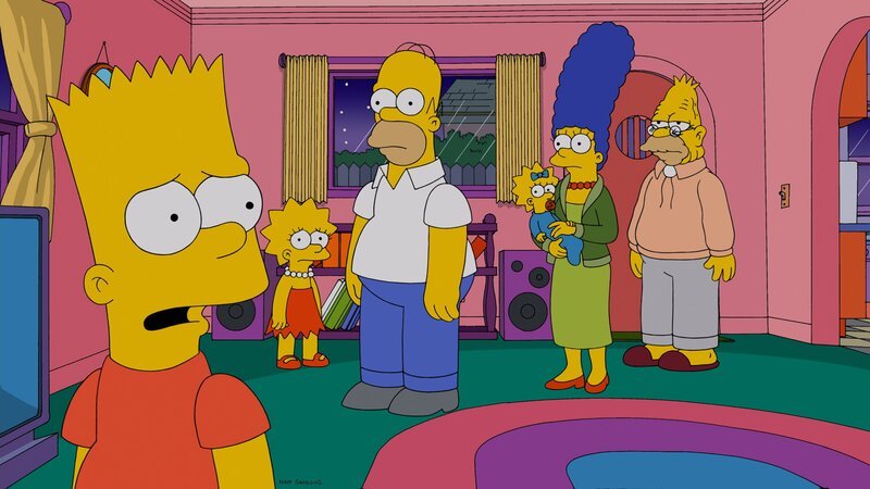 „Die Simpsons“, „Wem der Bongo schlägt.“ Grampa muss vorrübergehend bei der Familie seines Sohnes einziehen. Nachdem er sich verletzt hat, holen Marge und die Kinder ihn vom Altersheim ab. Homer soll inzwischen auf Knecht Ruprecht aufpassen. Der ist jedoch zu sehr in sein neues Tablet-Spiel vertieft, so dass Knecht Ruprecht abhanden kommt. Dies erinnert Grampa an Homers ersten Hund Bongo. – Bild: Twentieth Century Fox Film Corporation