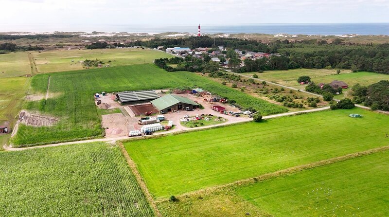 Oke Martinen ist einer der letzten Bauern auf der Nordseeinsel Amrum. – Bild: NDR