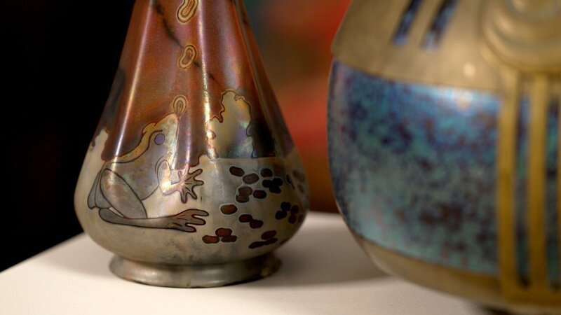 Vasen aus dem Nachlass von Otto Schenk. – Bild: ORF/Clever Contents Vasen aus dem Nachlass von Otto Schenk. – Bild: ORF/Clever Contents