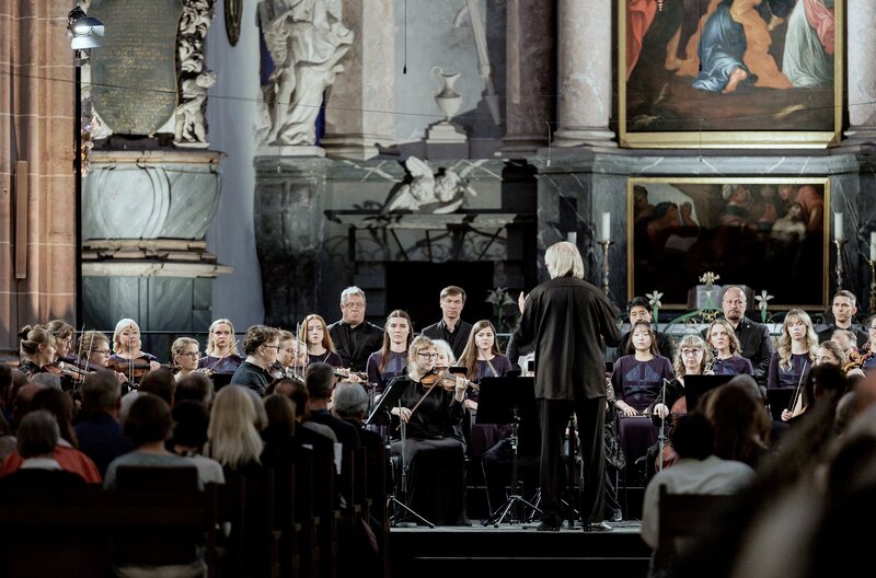 Arvo Pärt: Werke für Chor und Streichorchester – Bild: Nikolai Schmidt