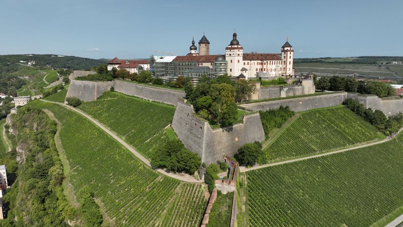 Die Festung Marienberg. – Bild: Tino Müller /​ BR