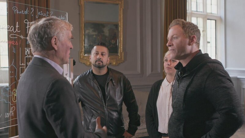 The descendants, Edmund and Francis, have had many eerie encounters with apparitions, and guests do not stay here a second time. – Bild: TLC