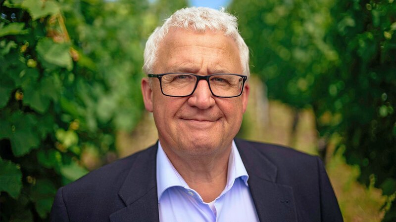 Prof. Dr. Klaus Reder – Bild: GRANDIOS/​Bibel TV