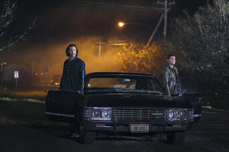 Sam Winchester (Jared Padalecki, l.); Dean Winchester (Jensen Ackles, r.) – Bild: The CW Network, LLC.