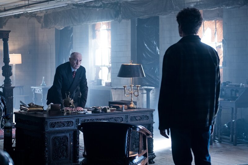 Nils Hagen (Peter McRobbie, l.); Tyson Conway (Douglas Smith, r.) – Bild: Brooke Palmer